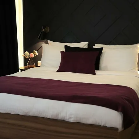 The Roomy Sisli 3*
