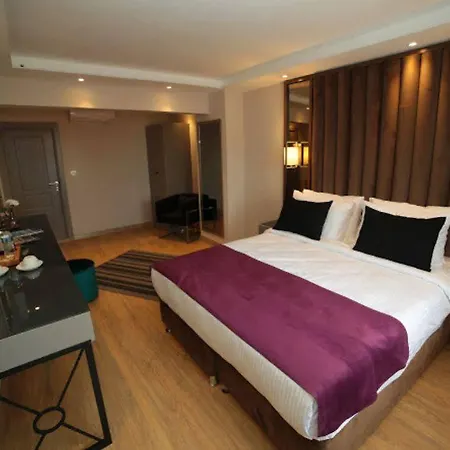 The Roomy Sisli 3* Isztambul
