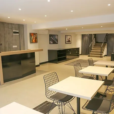 The Roomy Sisli 3* Stambuł